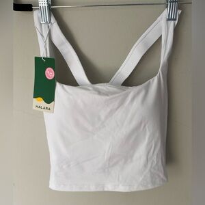 BRAND NEW Halara tank